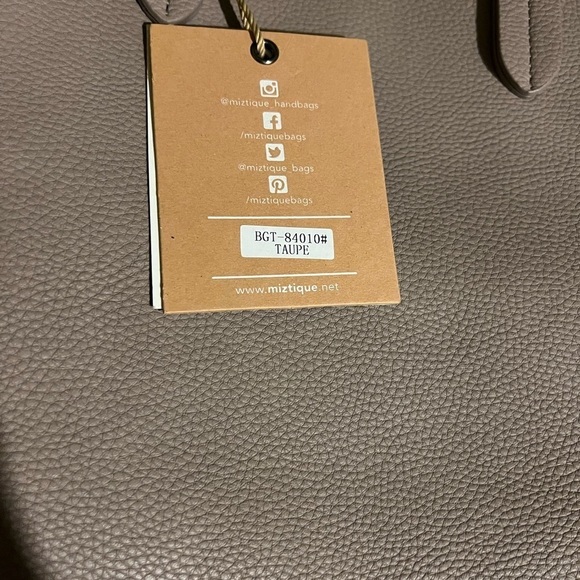 Miztique Handbag - Picture 8 of 11